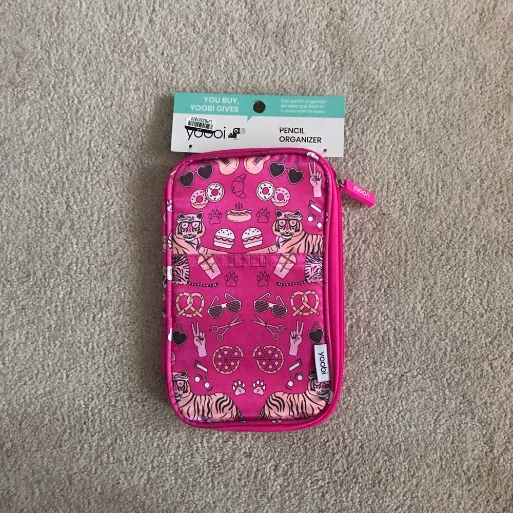 Yoobi Mirrored Icons Pencil Case